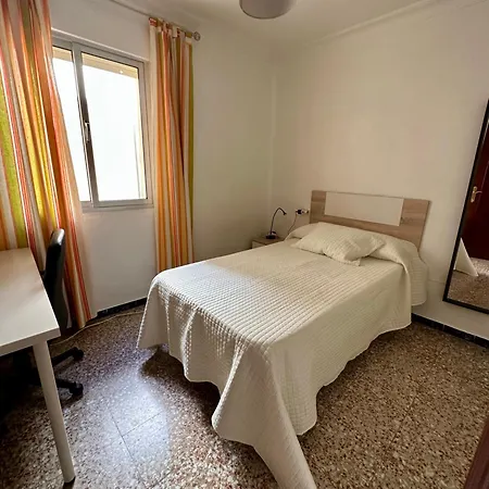 Precioso Piso, 3 Dormitorios, Aire Acondicionado Апартаменты *